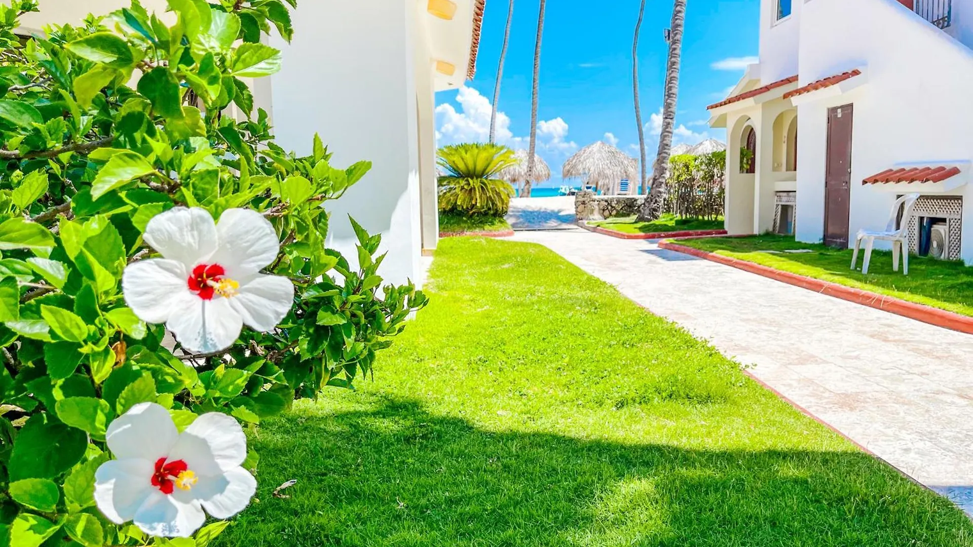 Sol Caribe Del Mar Hotel Deluxe Rooms Bavaro Los Corales Beach Club & Spa Punta Cana
